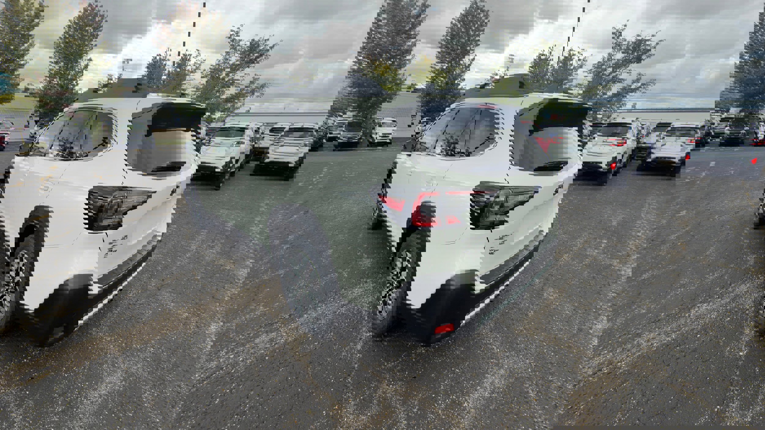 Certified 2023 Subaru Outback Limited w/ Popular Package #2 image 5