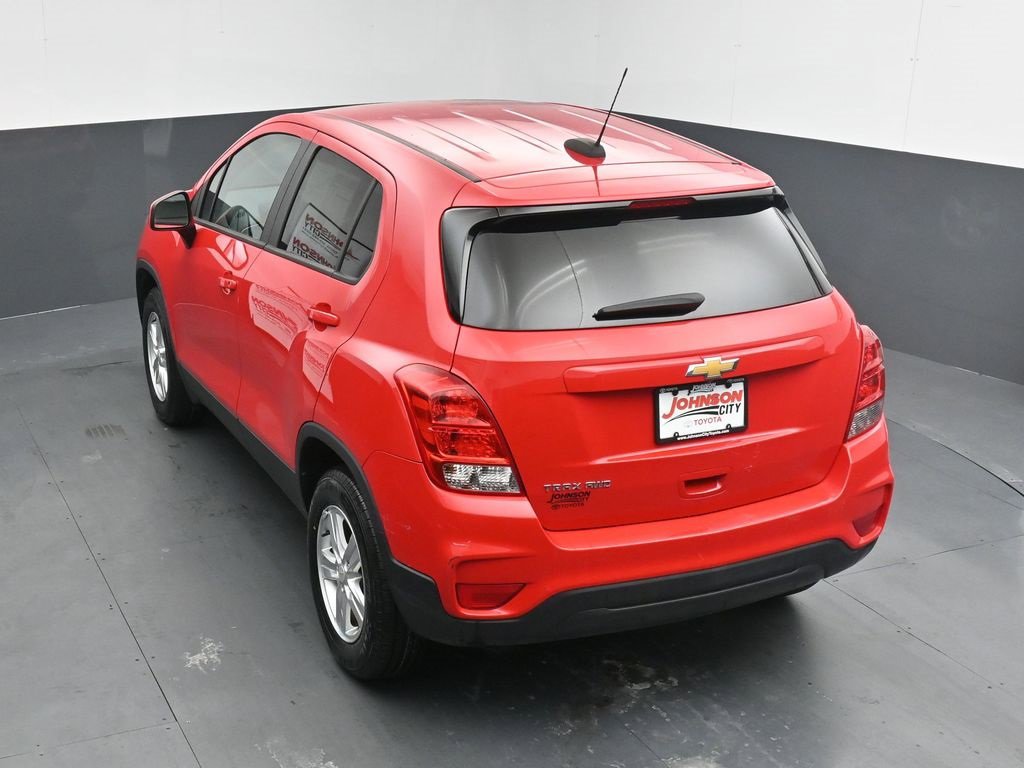 Used 2020 Chevrolet Trax LS w/ Tint and Cruise Package image 33