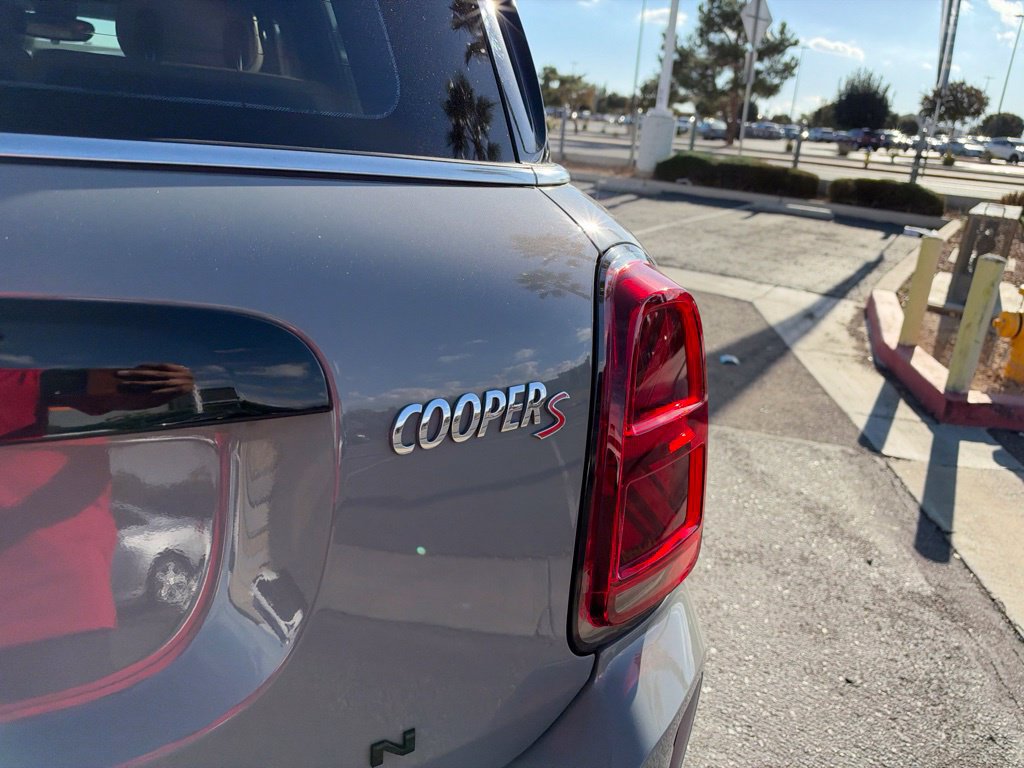 Used 2021 MINI Cooper Countryman S w/ Driver Assistance Package AWD/4WD image 9