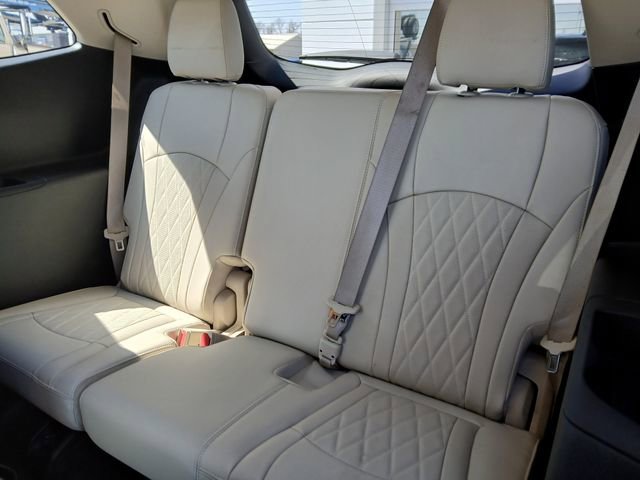 Certified 2024 Buick Enclave Avenir w/ Avenir Technology Package AWD/4WD image 14