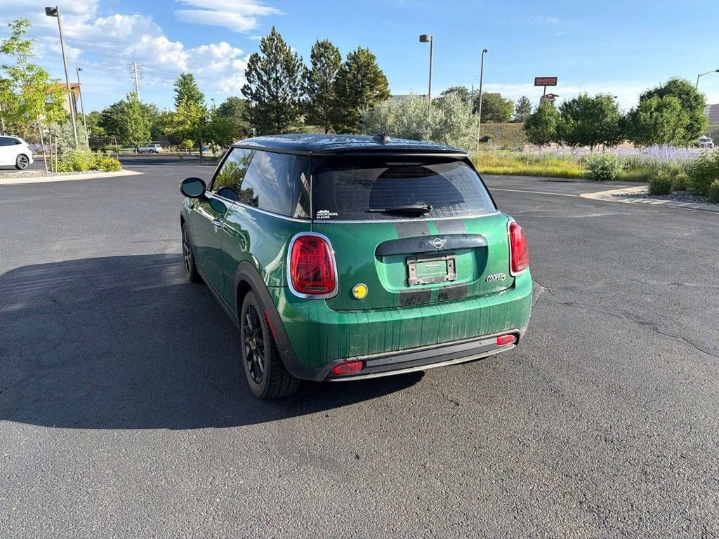 Used 2022 MINI Cooper SE w/ Driver Assistance Package FWD image 3