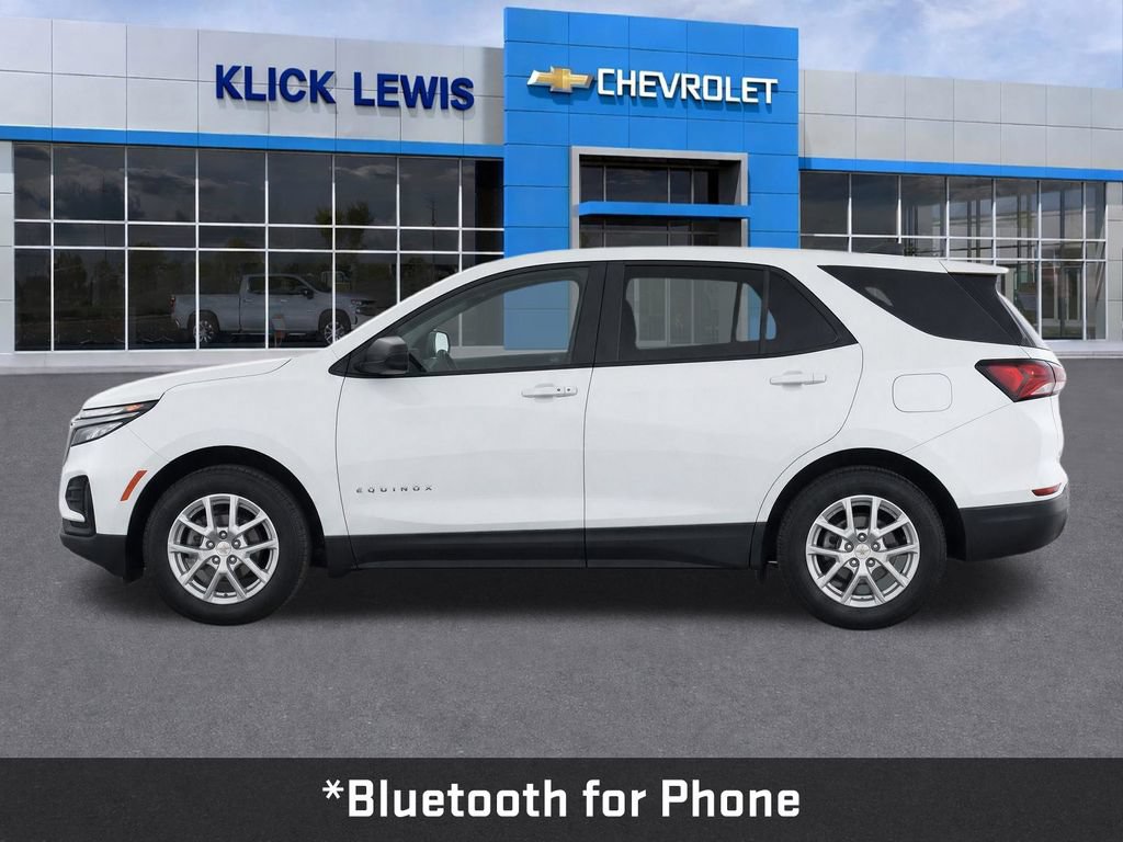 Used 2023 Chevrolet Equinox LS w/ LS Convenience Package AWD/4WD image 4