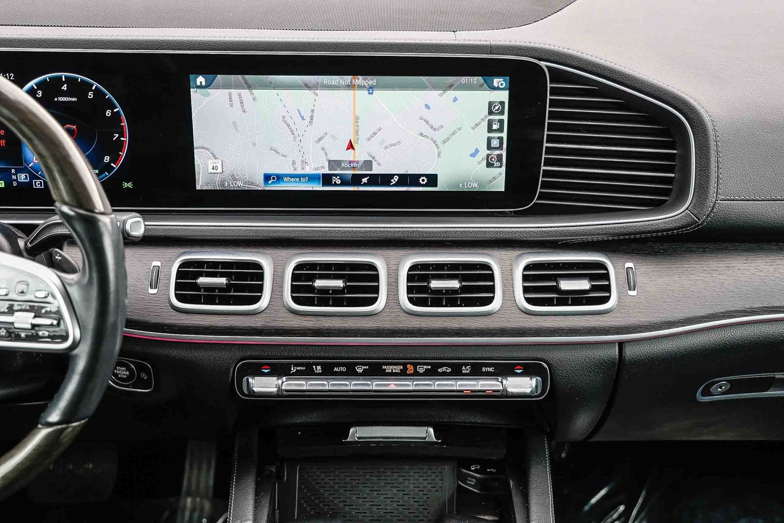 Used 2023 Mercedes-Benz GLS 450 4MATIC image 11