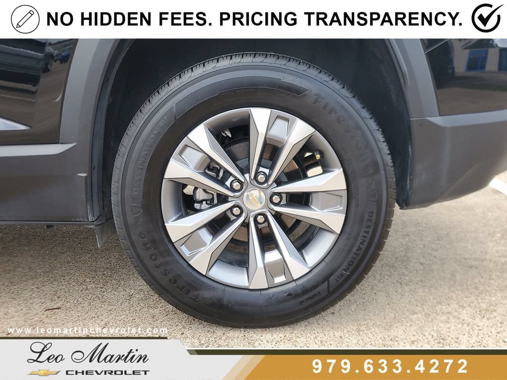 Used 2026 Chevrolet Equinox LT FWD image 8