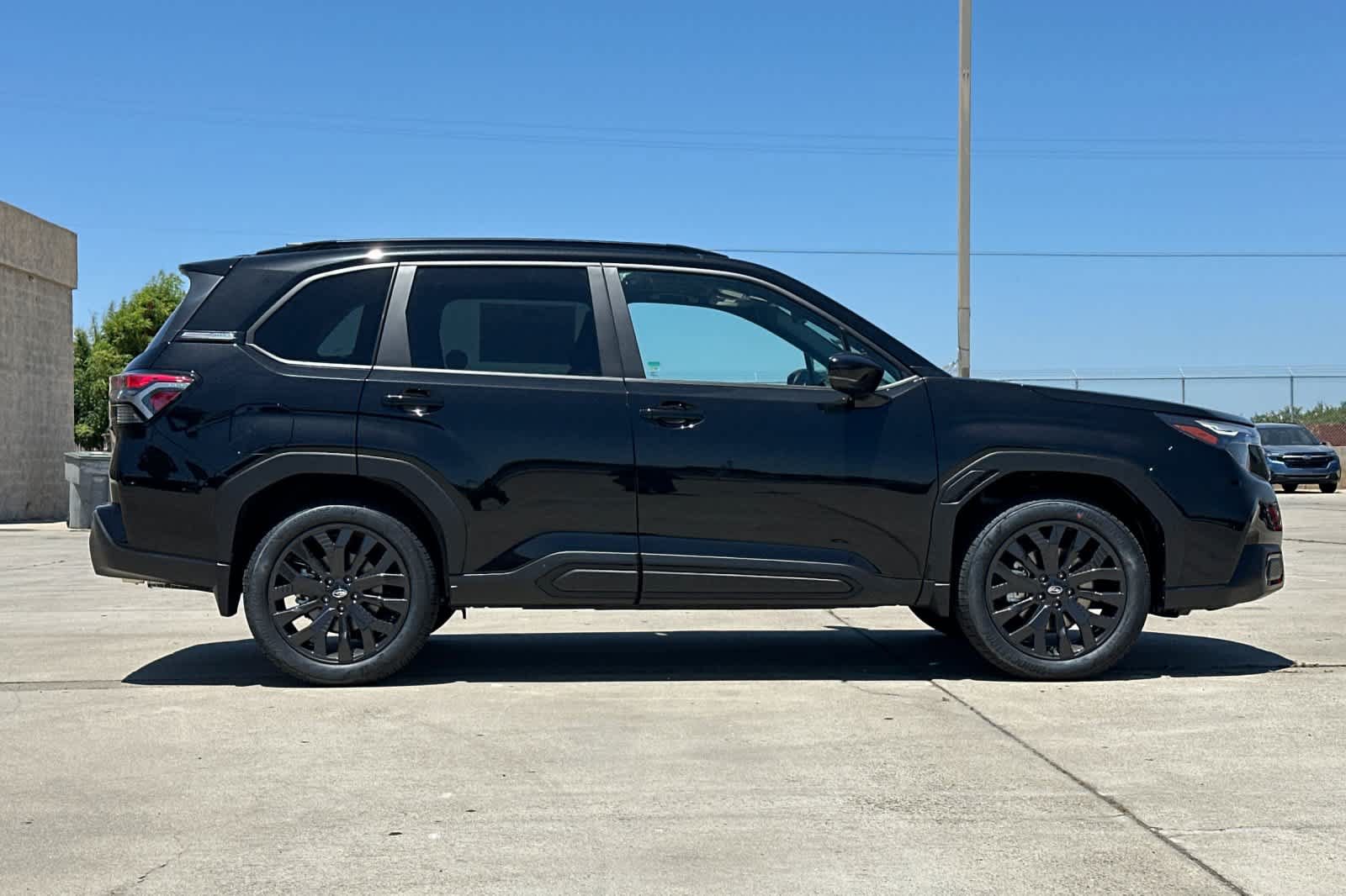 New 2026 Subaru Forester Sport w/ Onyx Edition AWD/4WD image 2