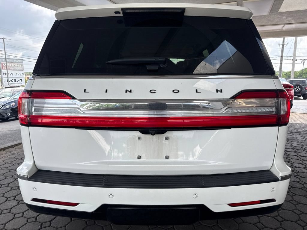 Used 2020 Lincoln Navigator Black Label w/ Cargo Convenience Package AWD/4WD image 6