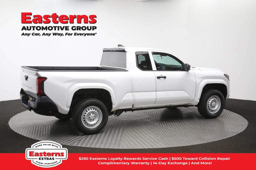 Used 2024 Toyota Tacoma SR RWD image 39