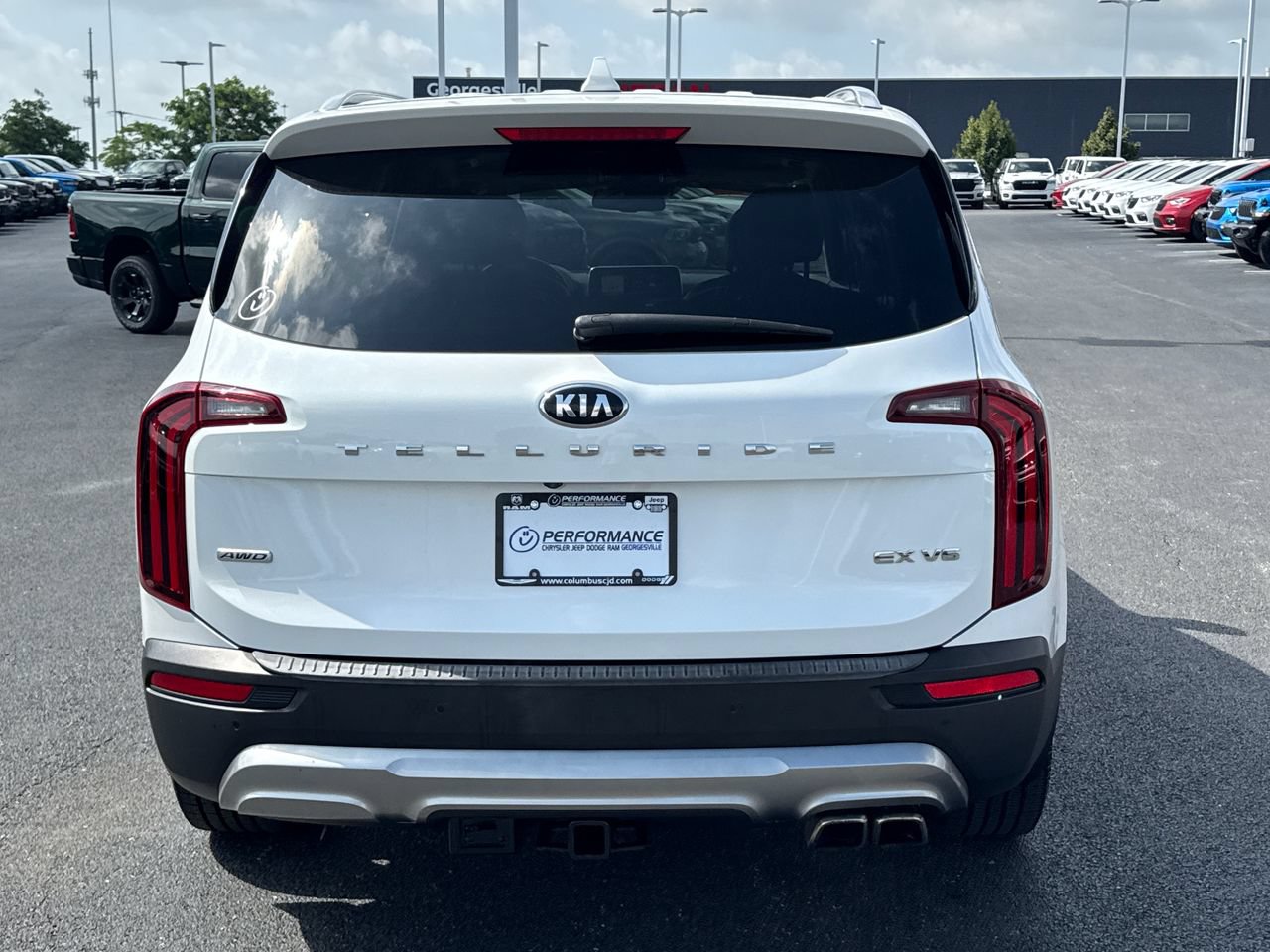 Used 2020 Kia Telluride EX w/ EX Premium Package AWD/4WD image 4