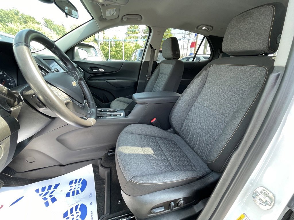 Used 2022 Chevrolet Equinox LT image 11