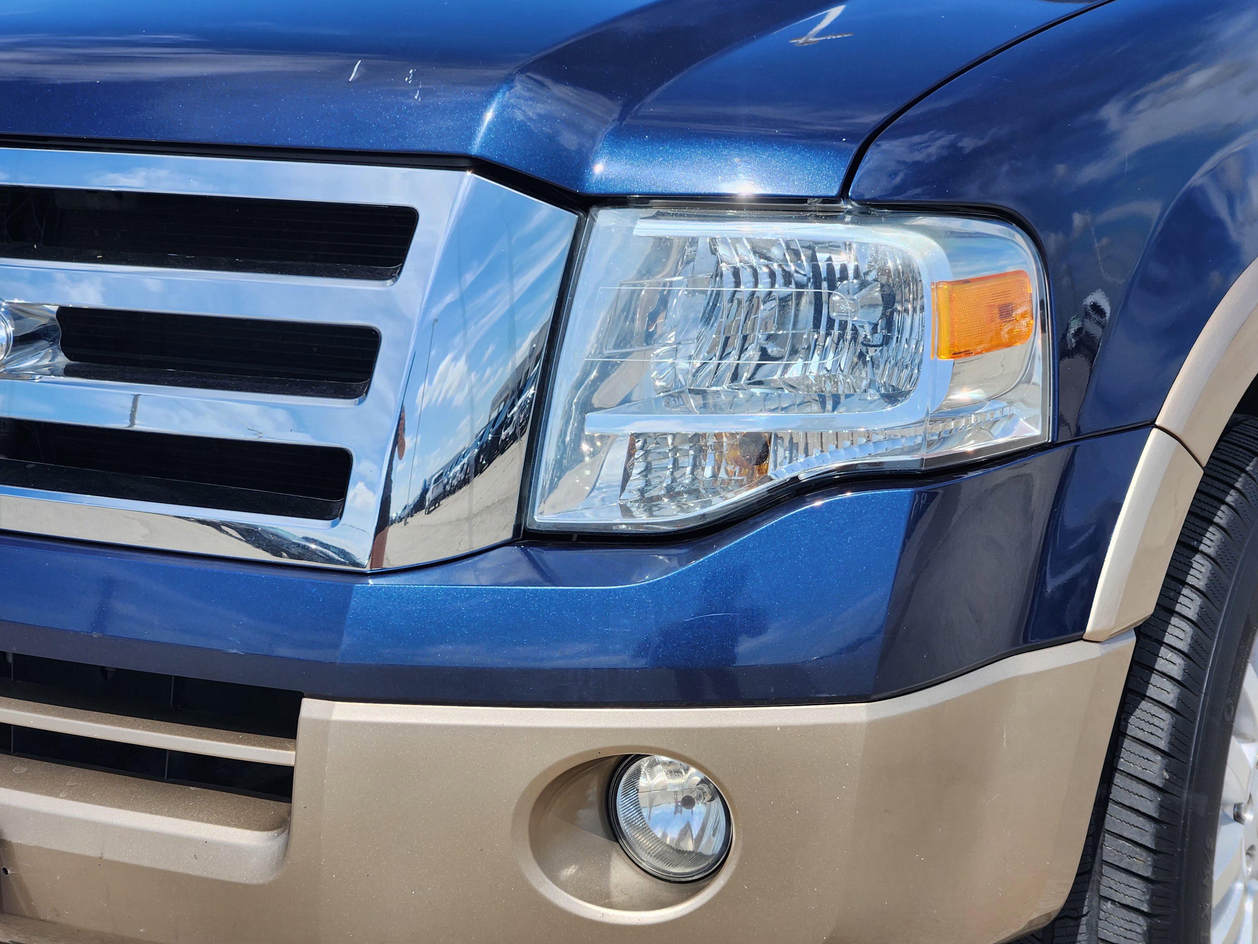 Used 2013 Ford Expedition EL XLT RWD image 8