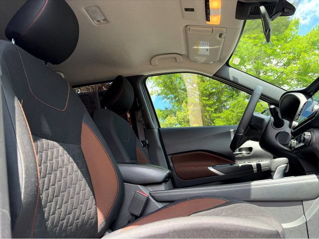 Certified 2024 Nissan Kicks SR FWD image 23