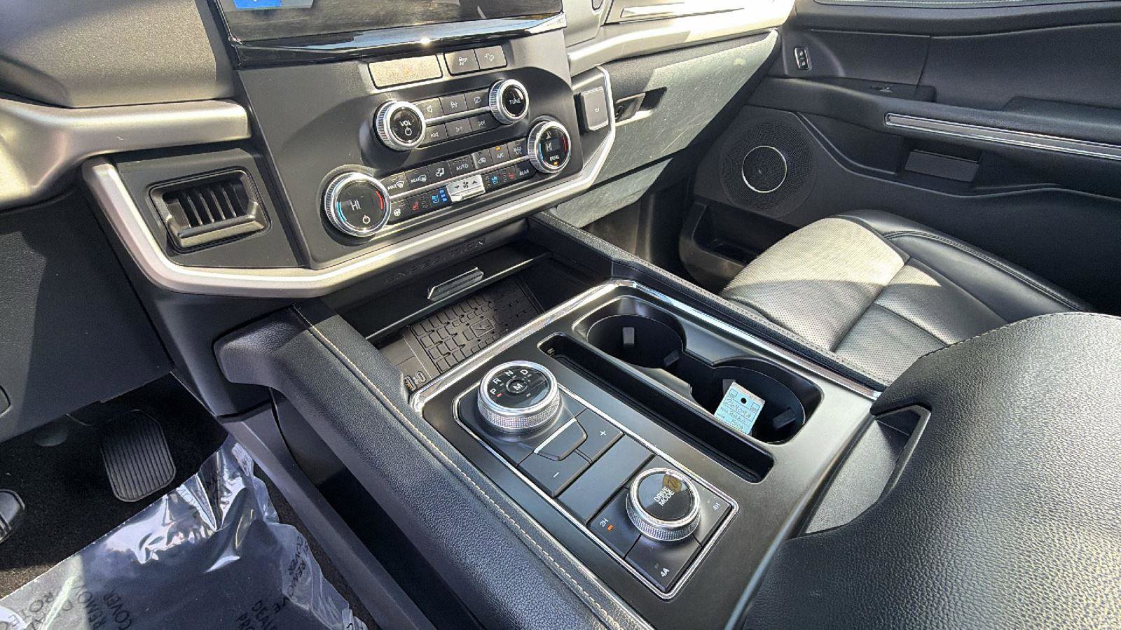 Used 2022 Ford Expedition Max XLT AWD/4WD image 23