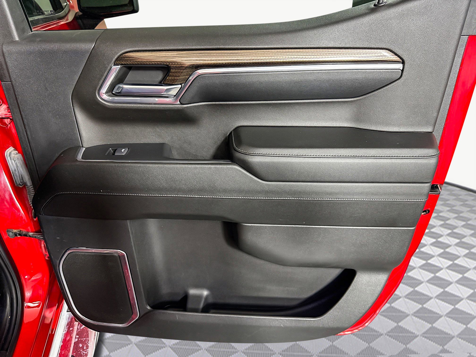 Used 2024 Chevrolet Silverado 1500 LT w/ Protection Package image 28