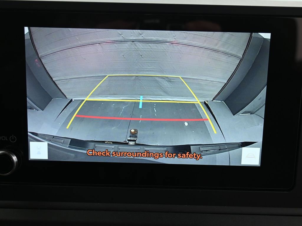 Used 2025 Toyota Tacoma SR image 18