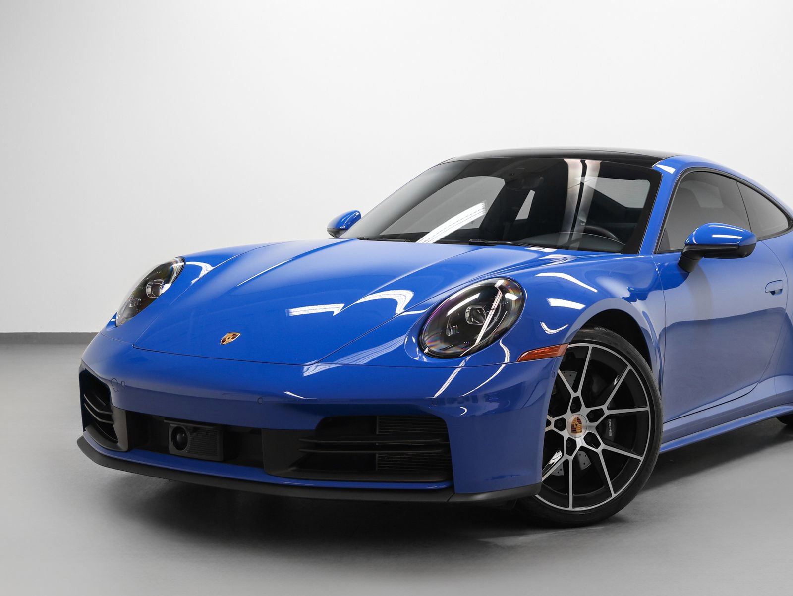 Certified 2025 Porsche 911 Carrera image 7