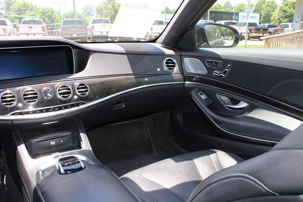 Used 2016 Mercedes-Benz S 550 Sedan image 16