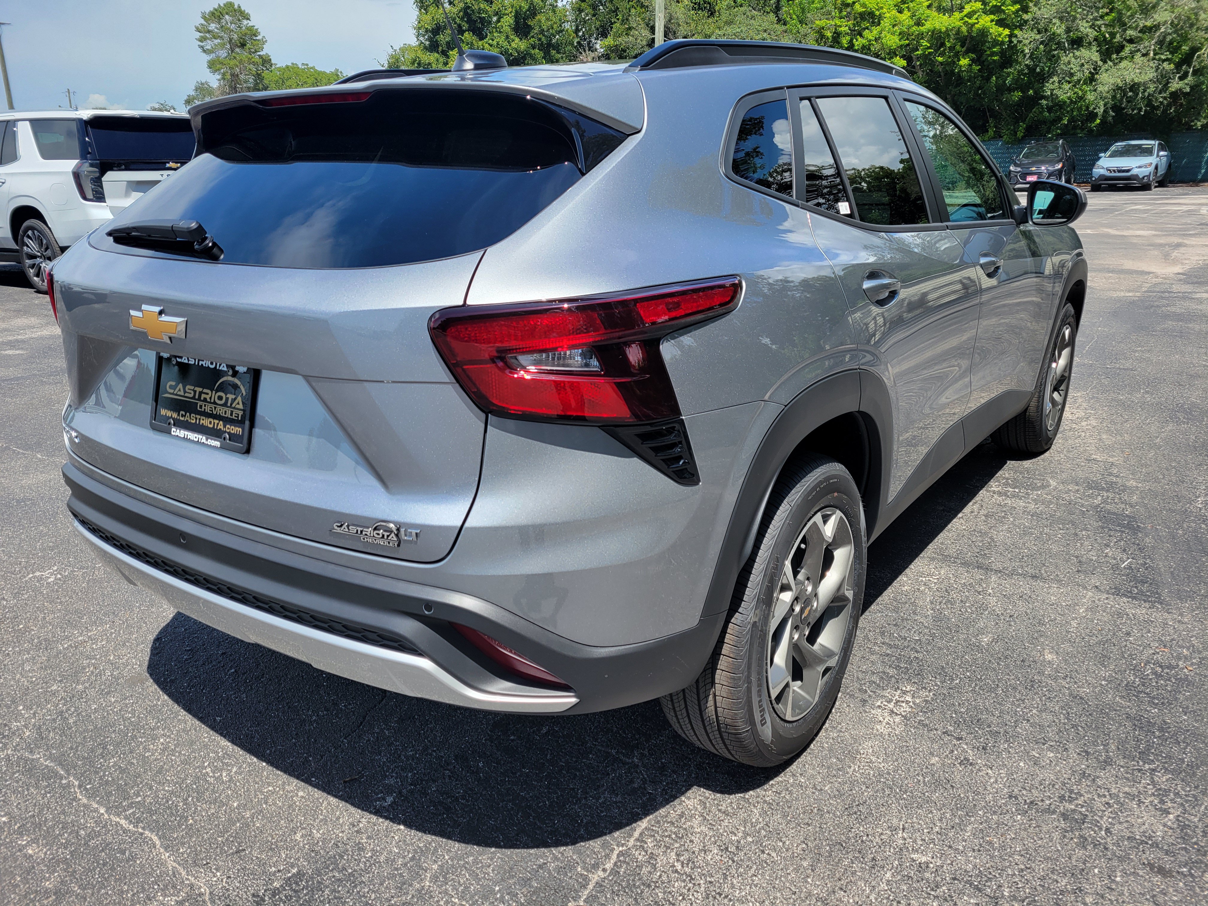 New 2026 Chevrolet Trax LT w/ Driver Confidence Package FWD image 5