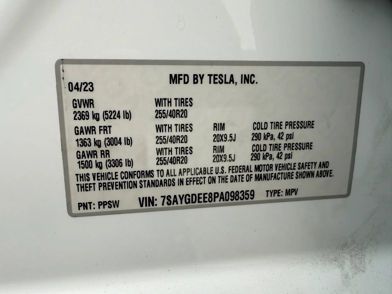Used 2023 Tesla Model Y Long Range AWD/4WD image 32
