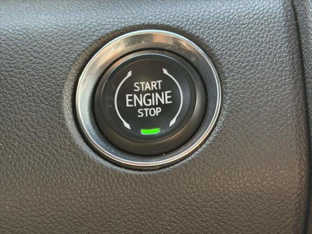 Used 2025 GMC Acadia Denali FWD image 33