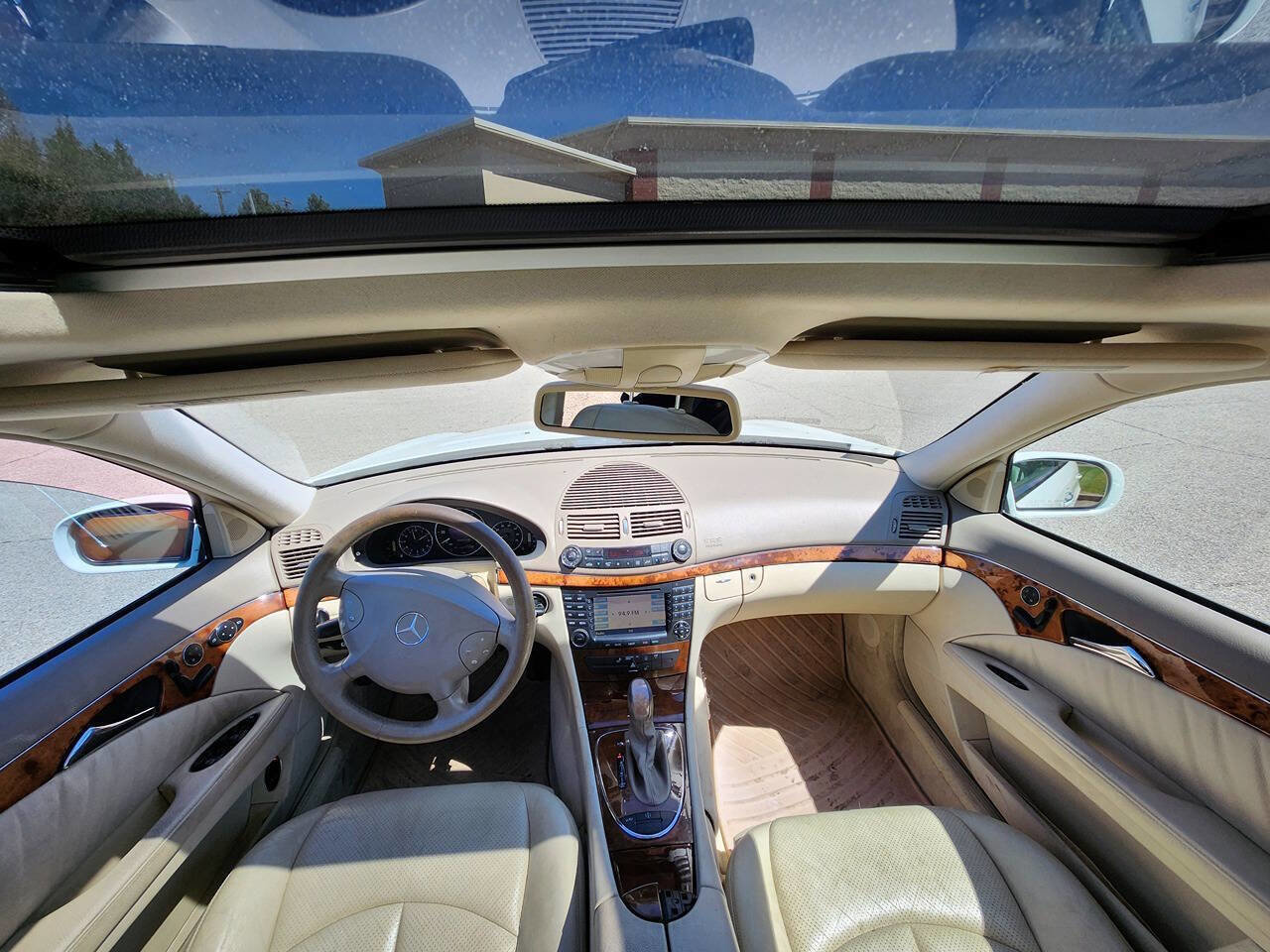 Used 2004 Mercedes-Benz E 500 Sedan image 6