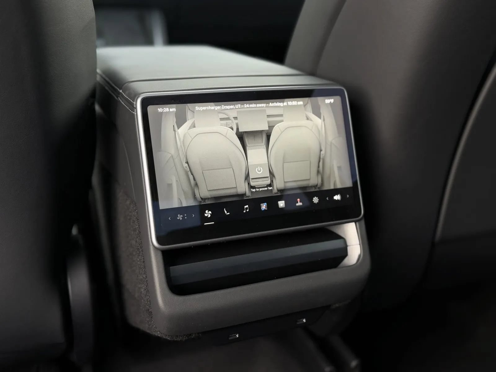 Used 2026 Tesla Model Y Long Range RWD image 35