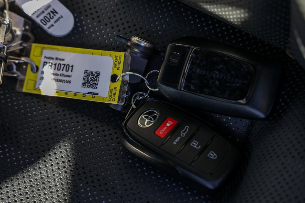 Used 2025 Toyota 4Runner TRD Off-Road Premium w/ Tow Technology Package AWD/4WD image 33