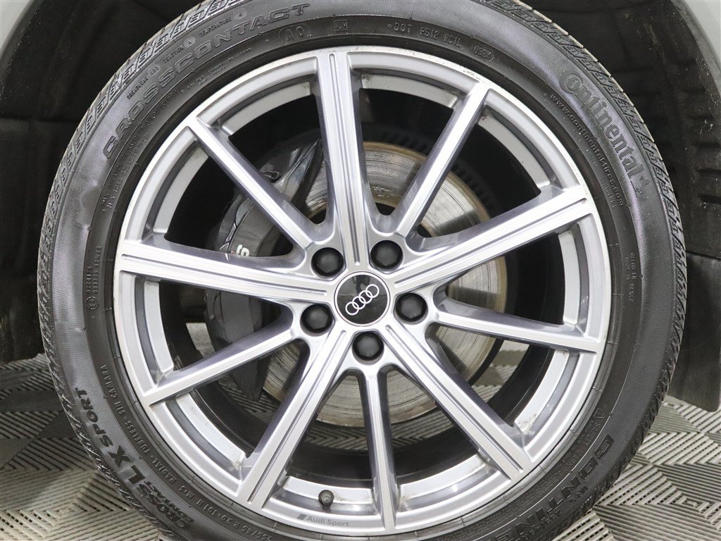 Used 2023 Audi SQ5 Prestige w/ Prestige Package AWD/4WD image 40