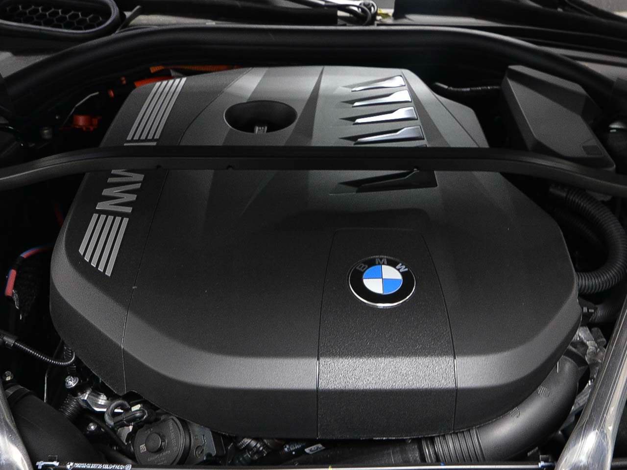 New 2026 BMW 750e xDrive AWD/4WD image 17