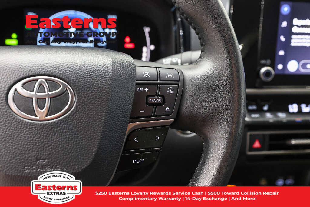 Used 2025 Toyota Camry LE w/ Convenience Package FWD image 17