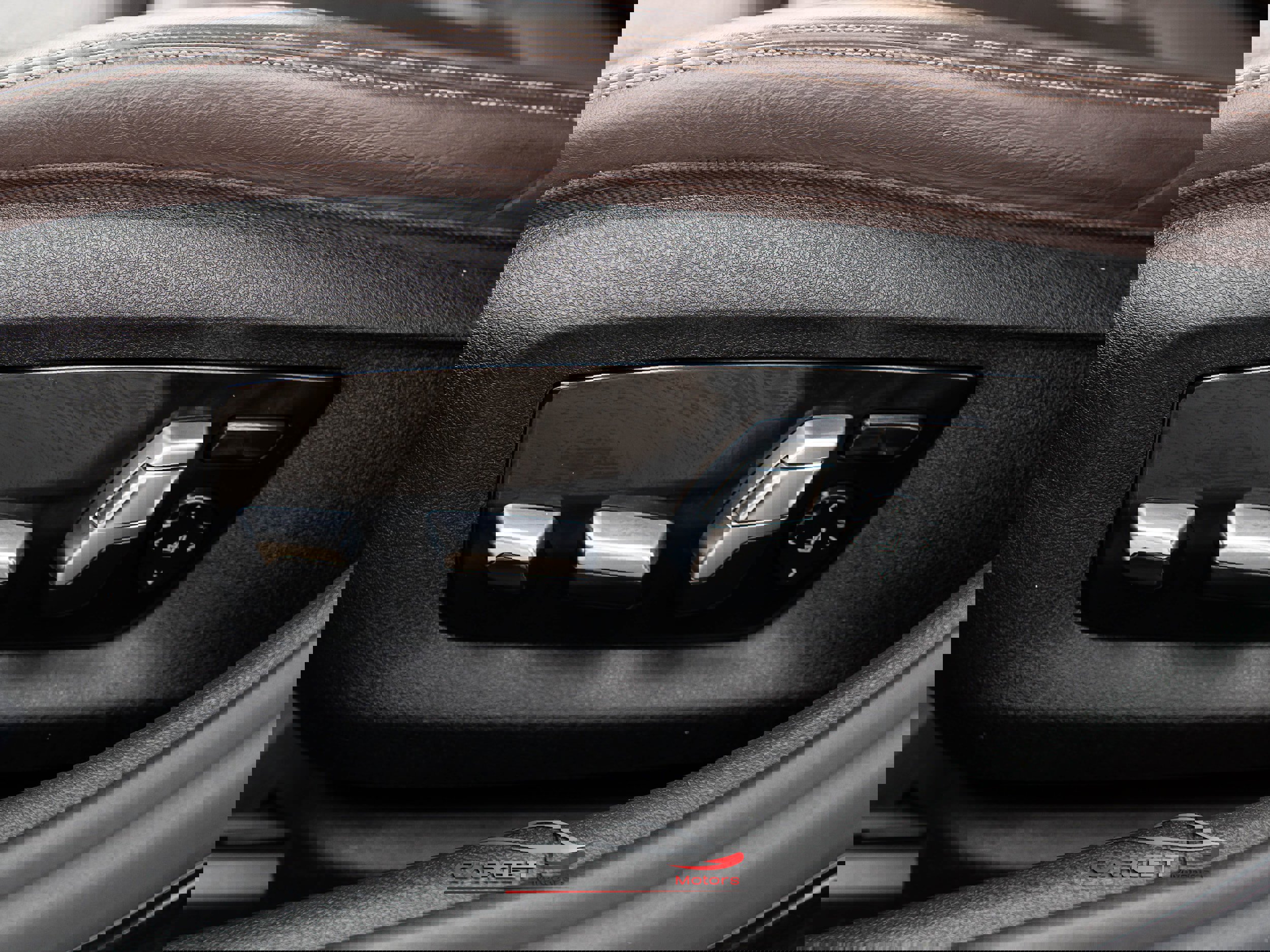 Used 2021 BMW M550i xDrive w/ Premium Package image 41