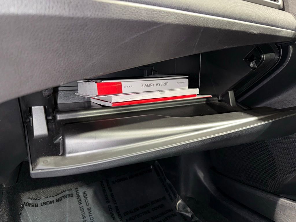 Certified 2025 Toyota Camry SE image 27