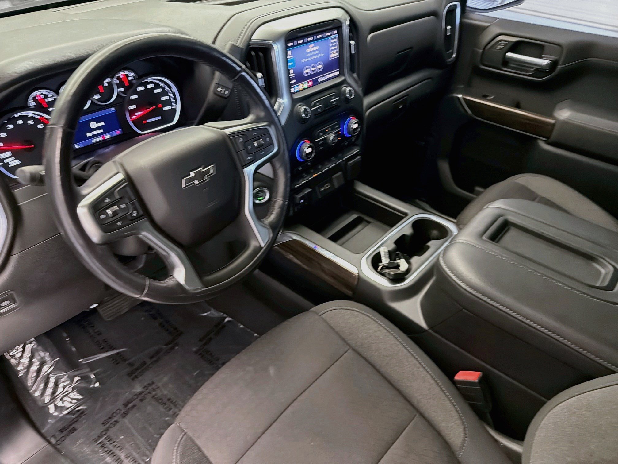 Used 2020 Chevrolet Silverado 1500 LT Trail Boss AWD/4WD image 7
