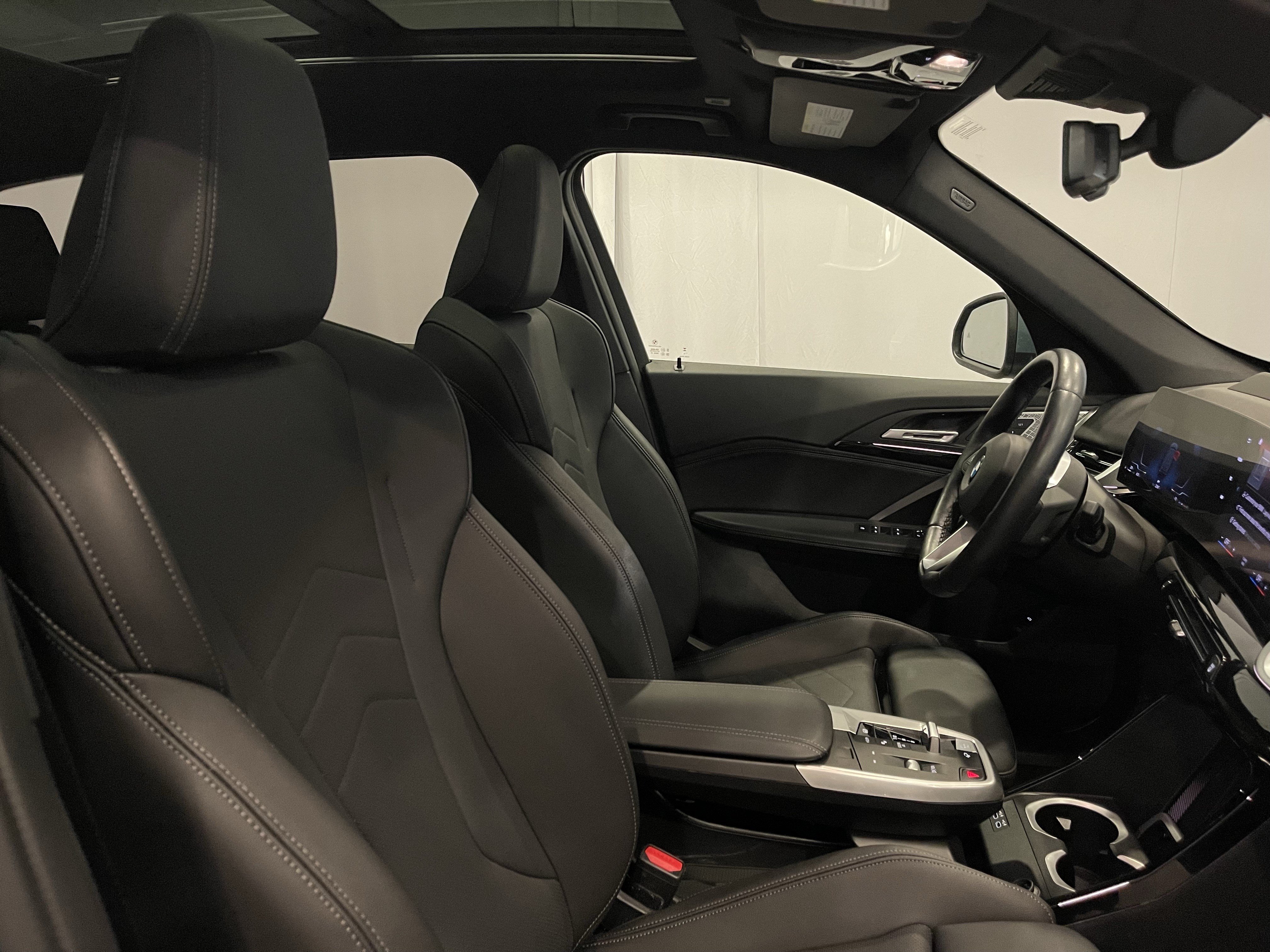 Used 2023 BMW X1 xDrive28i w/ Premium Package AWD/4WD image 15
