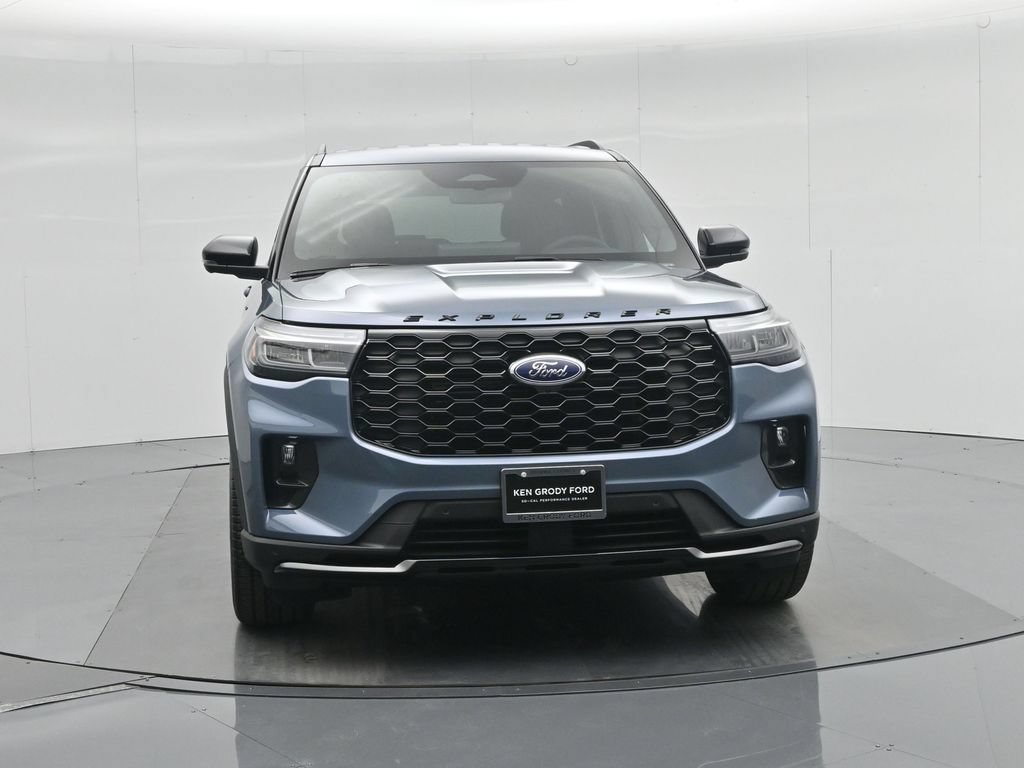 New 2026 Ford Explorer ST-Line w/ ST-Line Street Pack RWD image 57