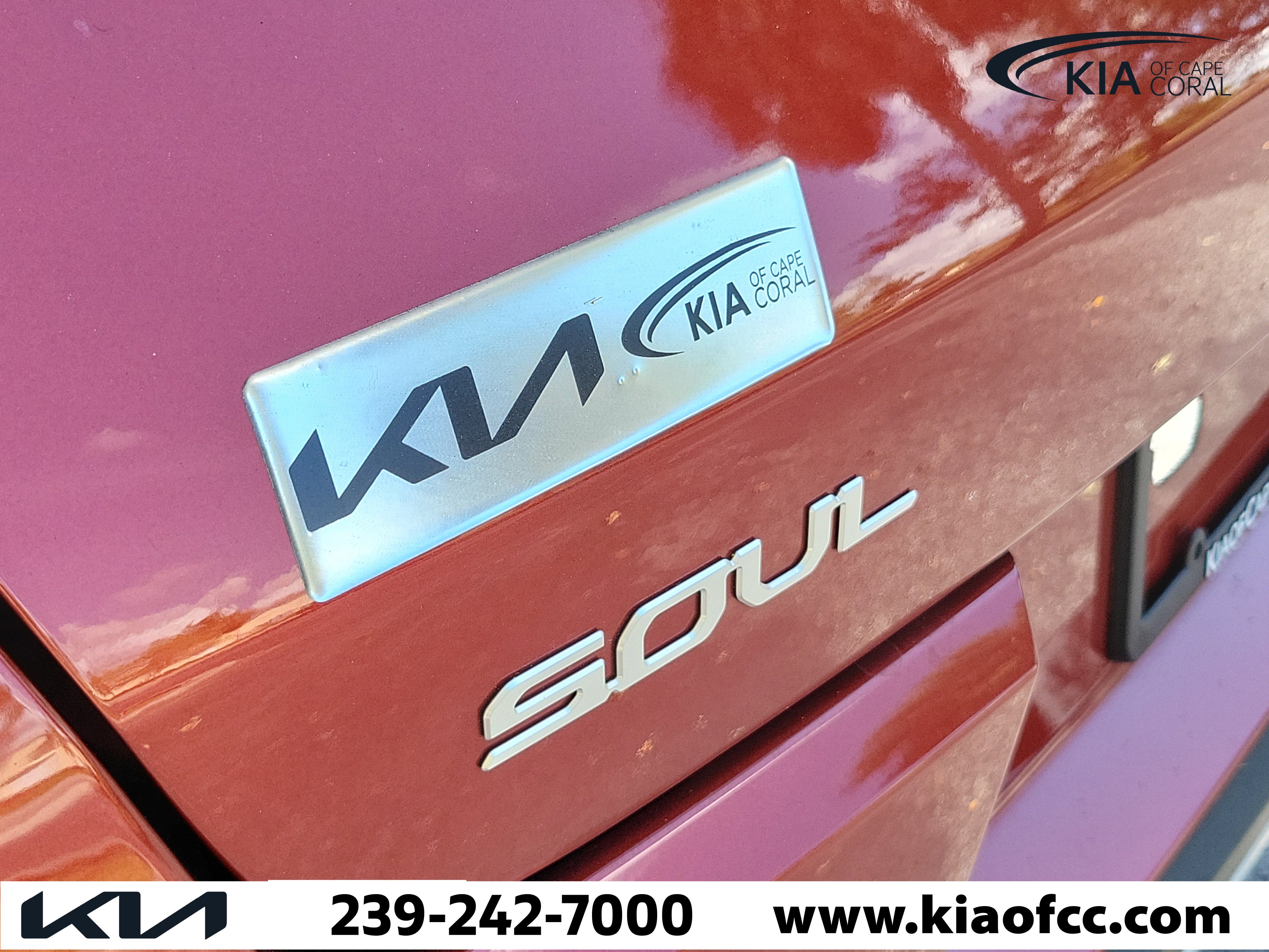 Certified 2025 Kia Soul LX w/ LX Technology Package image 10
