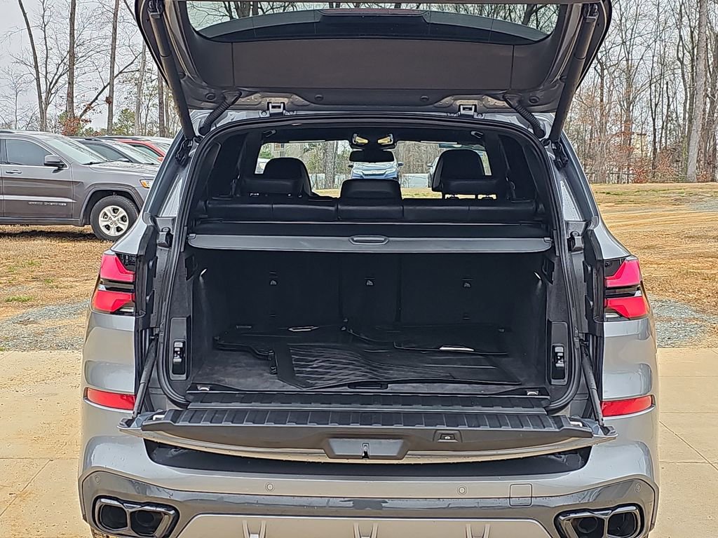 Used 2024 BMW X5 M60i w/ Executive Package image 14