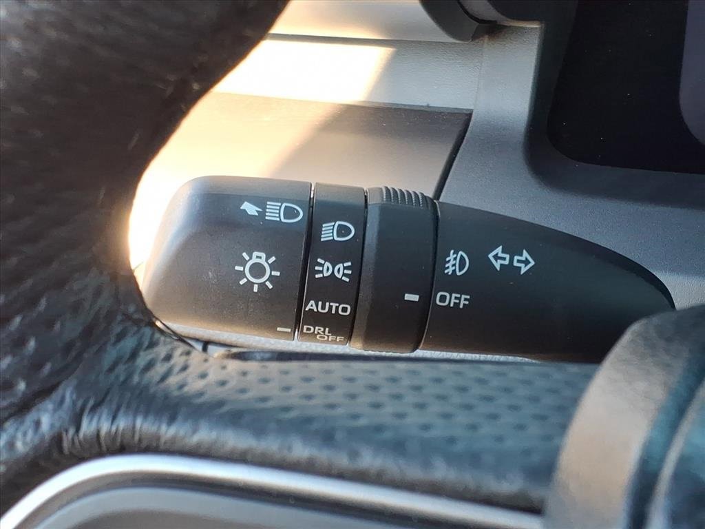 Used 2024 Toyota Tacoma TRD Off-Road image 17