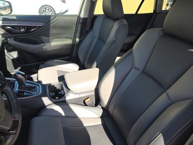 Used 2025 Subaru Outback Onyx Edition AWD/4WD image 9
