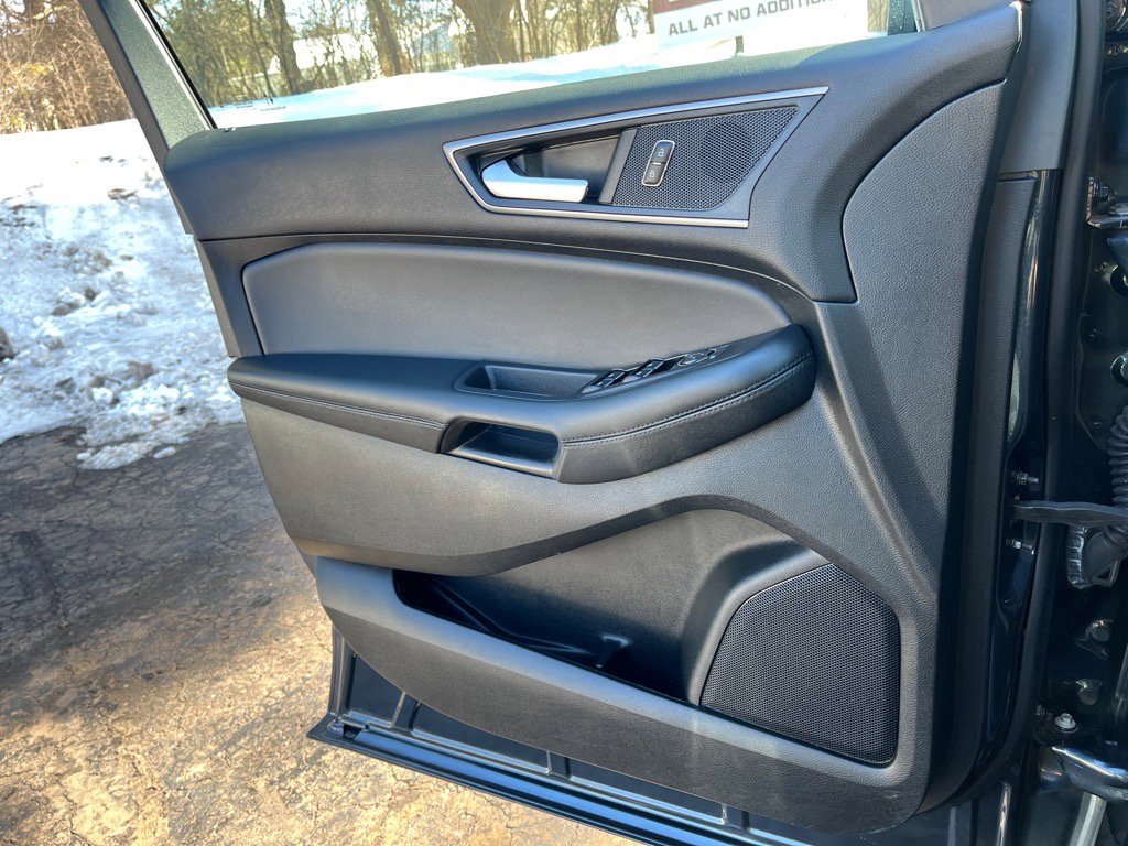 Used 2024 Ford Edge SEL w/ Convenience Package image 14