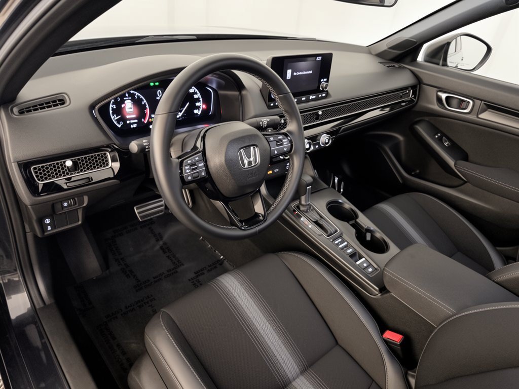 Used 2023 Honda Civic Sport image 4