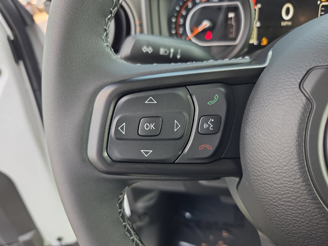New 2026 Jeep Gladiator Mojave AWD/4WD image 29