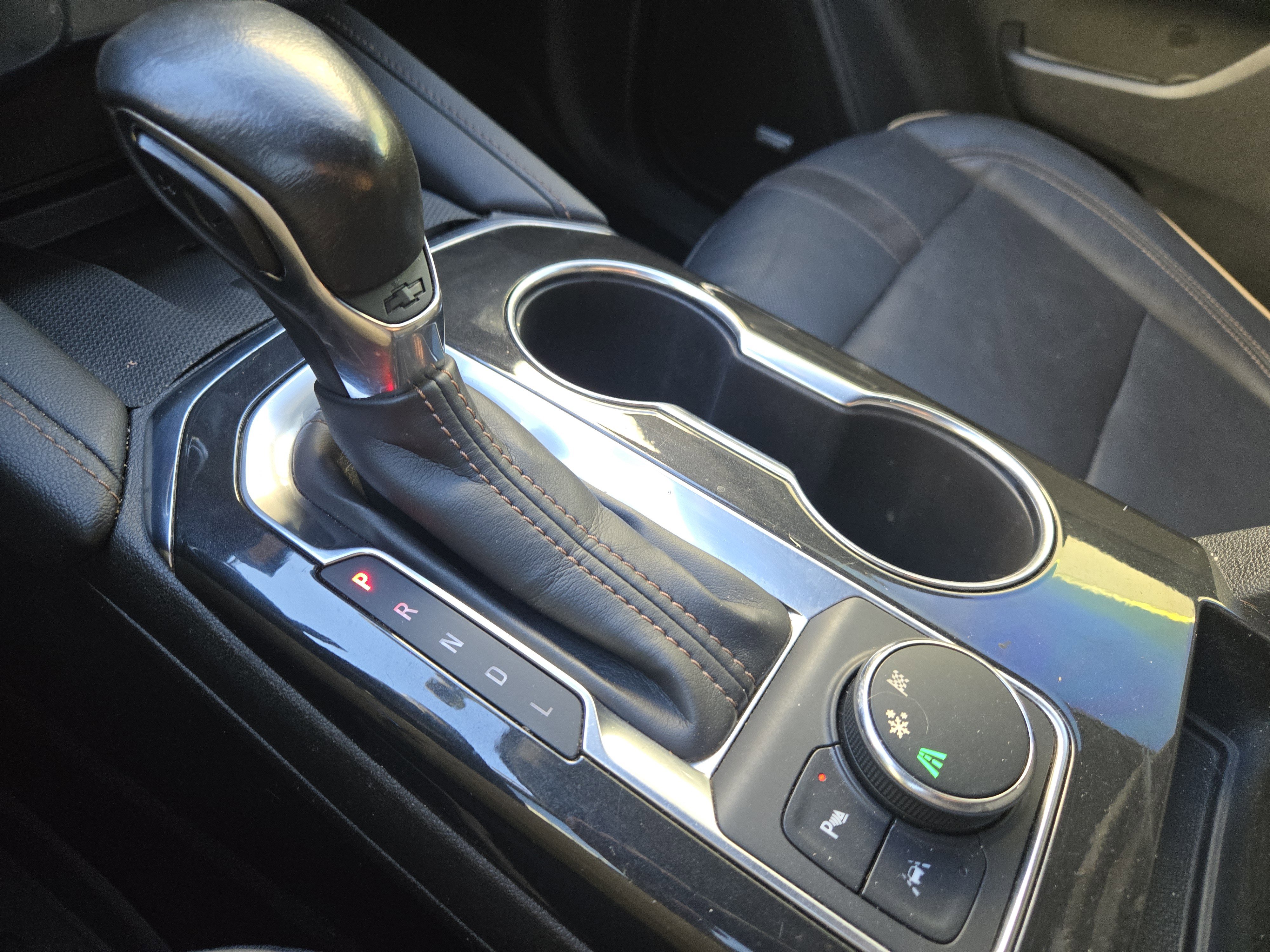 Used 2020 Chevrolet Blazer Premier w/ Driver Confidence II Package image 23