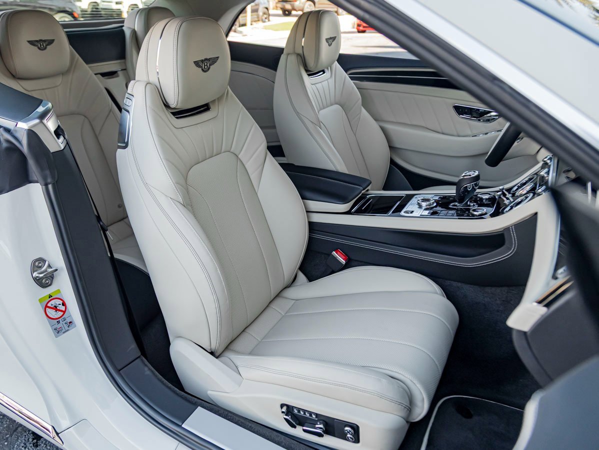 Certified 2024 Bentley Continental GT image 30