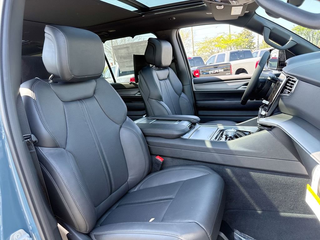 New 2026 Jeep Grand Wagoneer Limited image 29