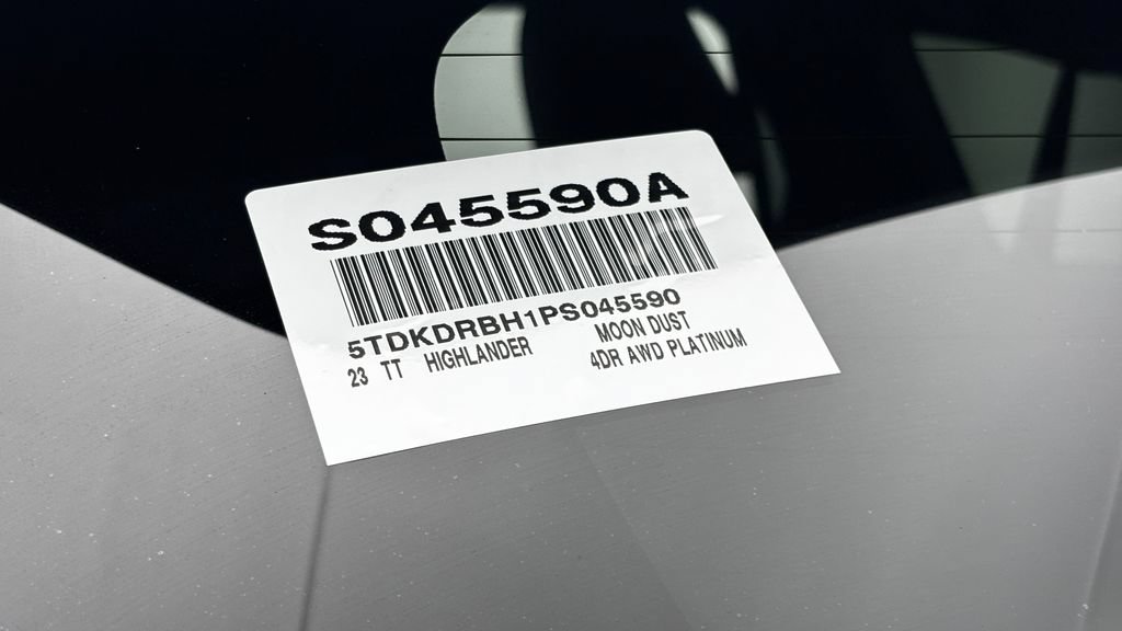 Used 2023 Toyota Highlander Platinum AWD/4WD image 49