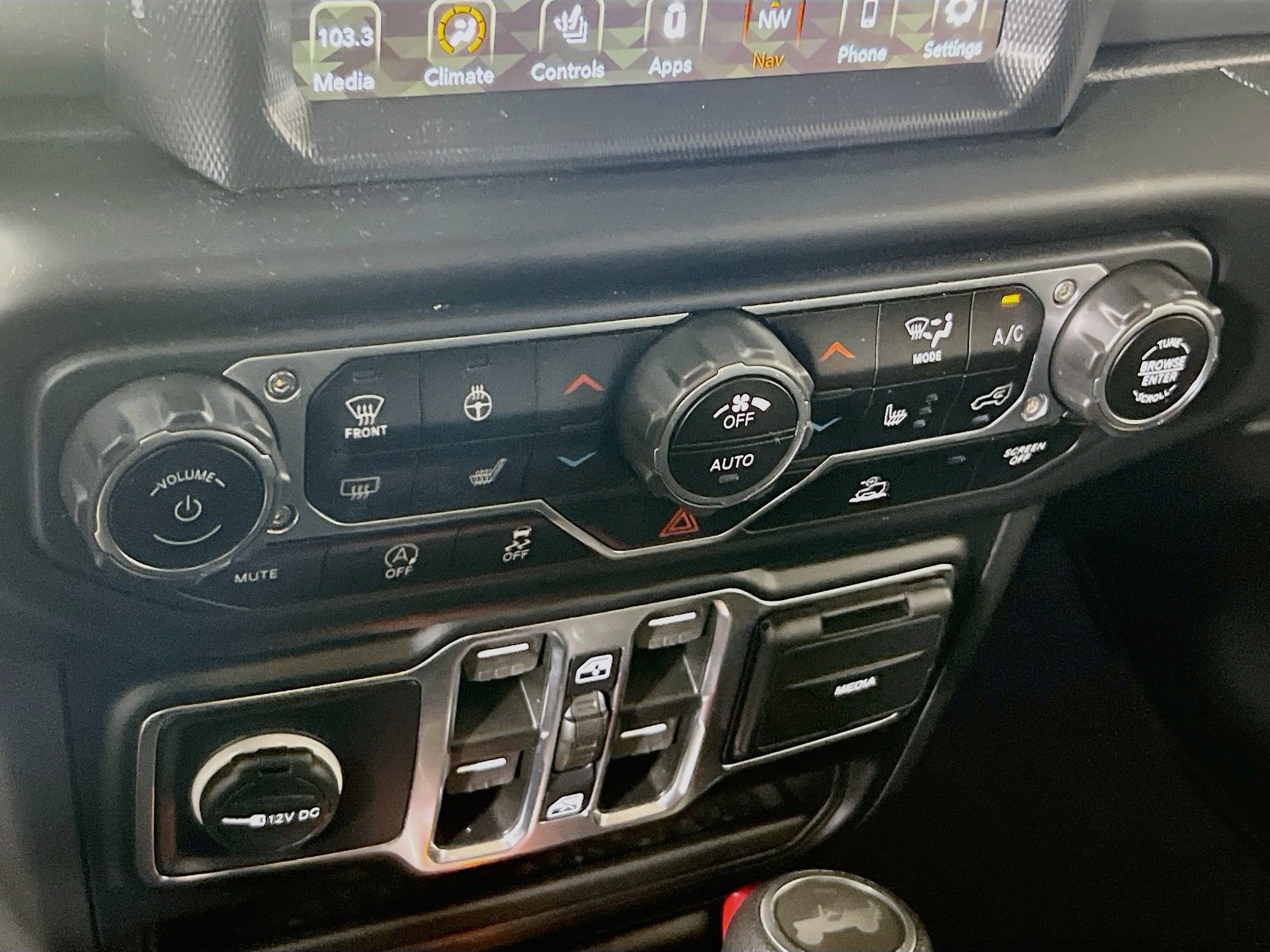 Used 2023 Jeep Wrangler Unlimited Sport AWD/4WD image 16