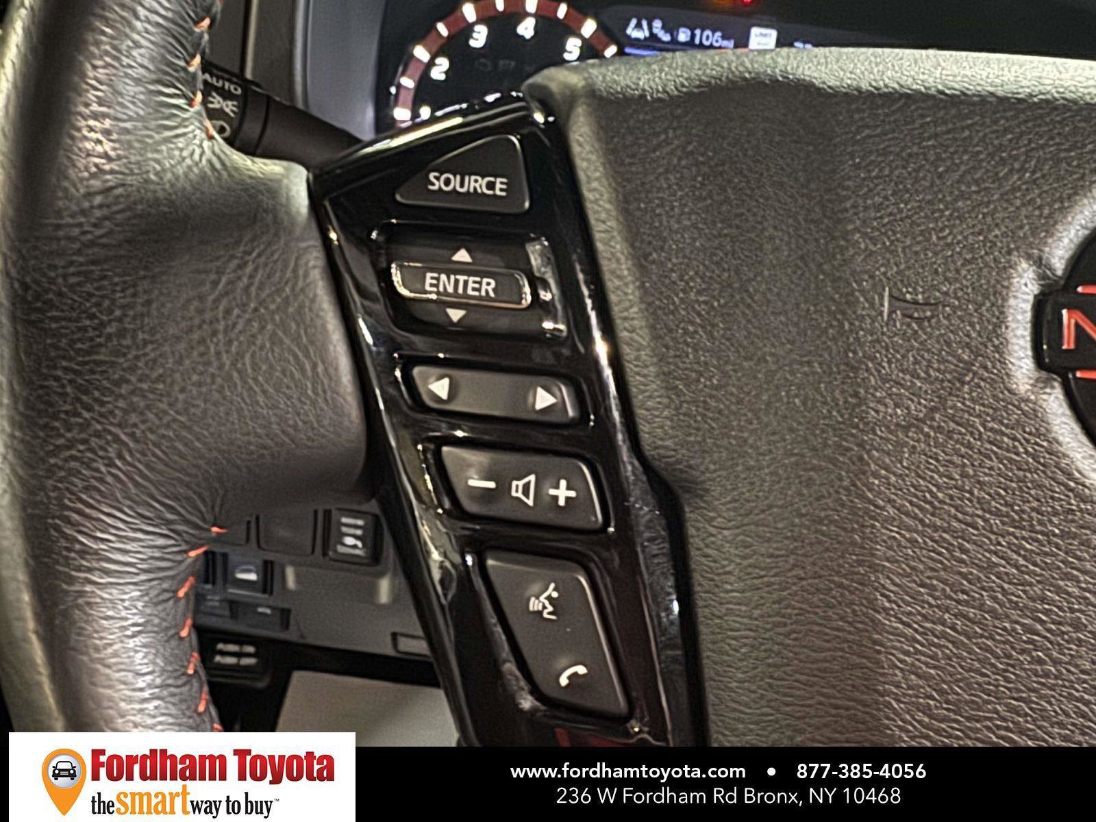 Used 2022 Nissan Frontier PRO-4X image 19