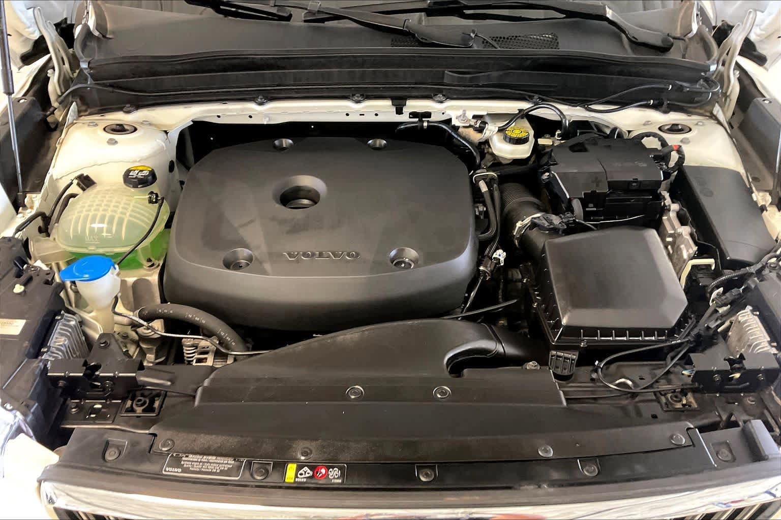 Used 2019 Volvo XC40 T5 Inscription AWD/4WD image 27