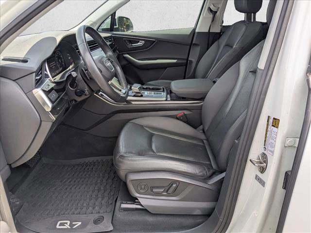 Used 2020 Audi Q7 3.0T Premium Plus w/ Premium Plus Package AWD/4WD image 15