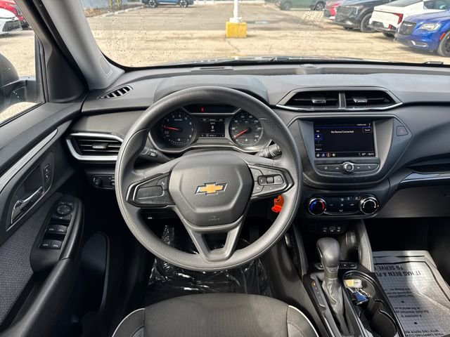 Used 2023 Chevrolet TrailBlazer LS image 19